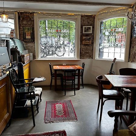Nine-T-Teen Bed And Boutique Amsterdam Luaran gambar