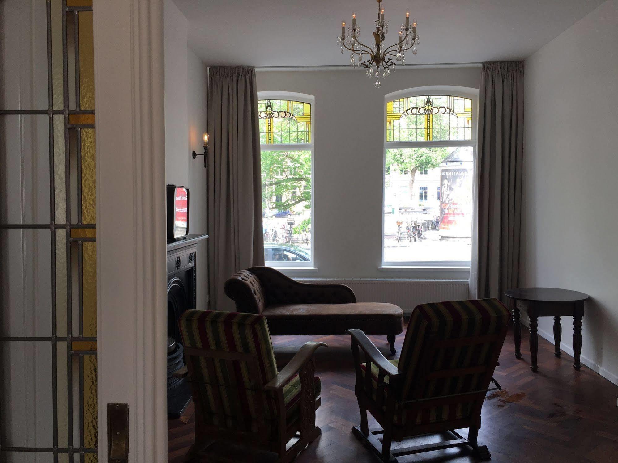Nine-T-Teen Bed And Boutique Amsterdam Luaran gambar